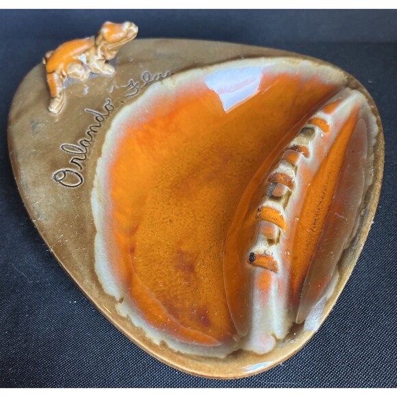 VINTAGE 1950’s ORLANDO FLORIDA ALLIGATOR ASHTRAY PORCELAIN  SMALL CHIP - Picture 3 of 14